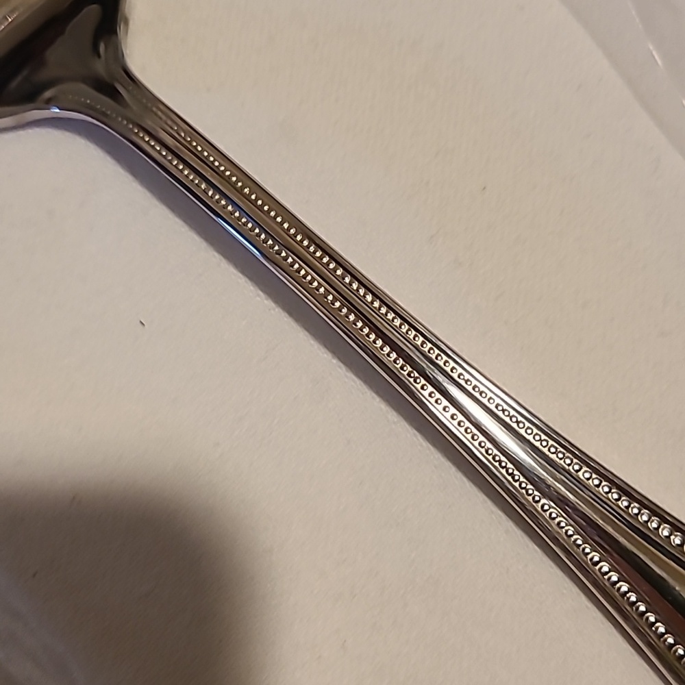 Towle Beaded Antique 18/10 Vietnam Flateware Fork Spoon Knife (Bundle of 14) - Picture 4 of 15